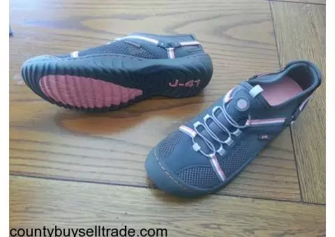 Cool Jeep J41 Size 10 Waterproof Shoes